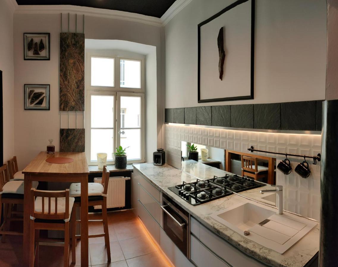 Appartement Apartament - Koszyki - à Varsovie Extérieur photo