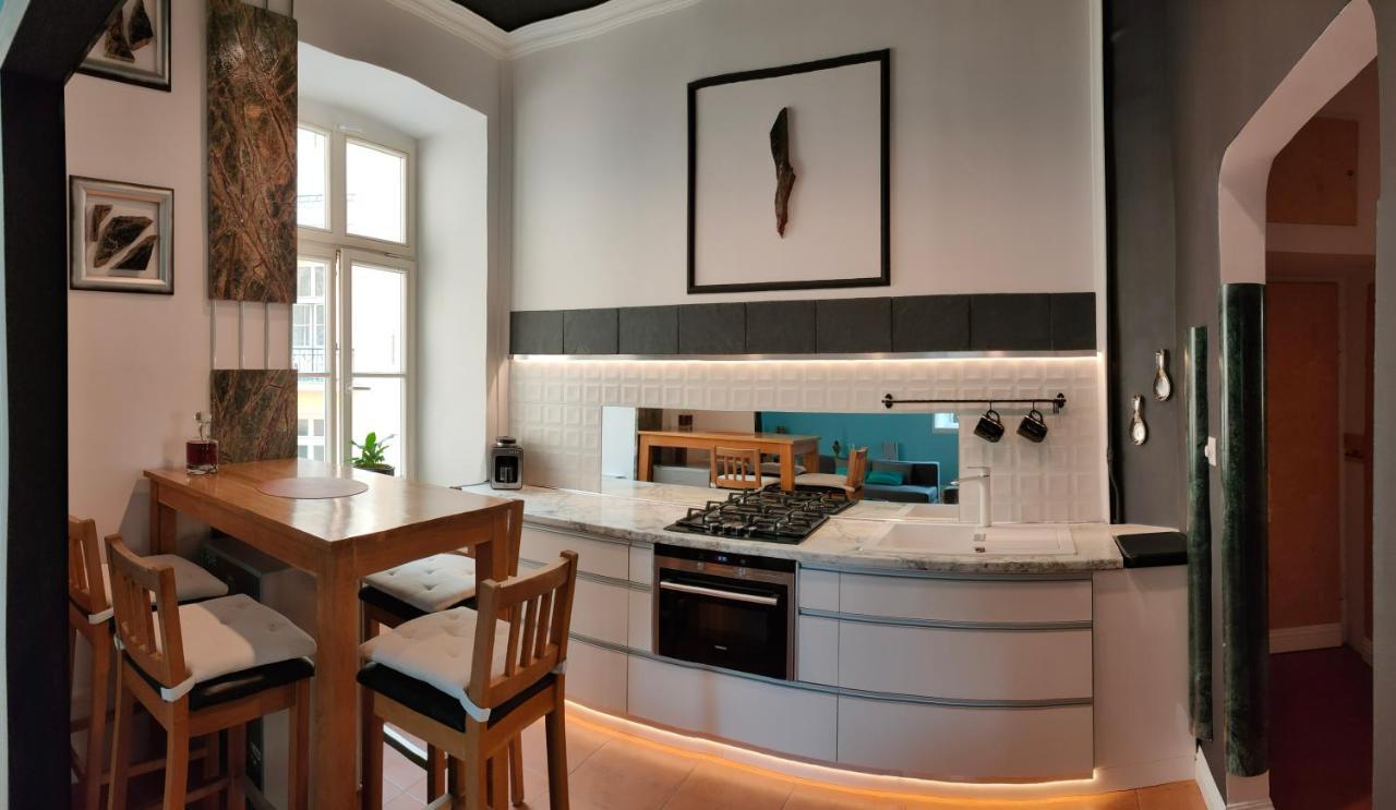 Appartement Apartament - Koszyki - à Varsovie Extérieur photo