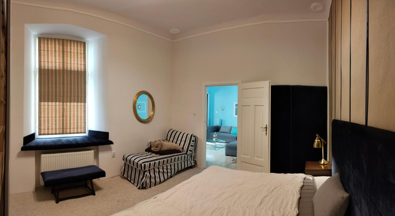 Appartement Apartament - Koszyki - à Varsovie Extérieur photo