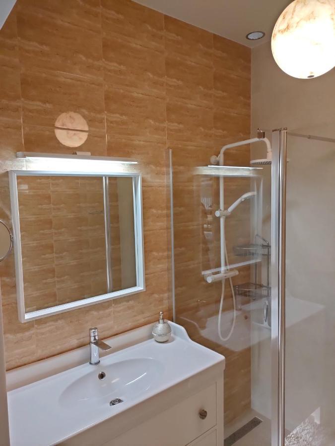 Appartement Apartament - Koszyki - à Varsovie Extérieur photo